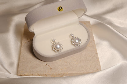 Antheia Pearl Earrings